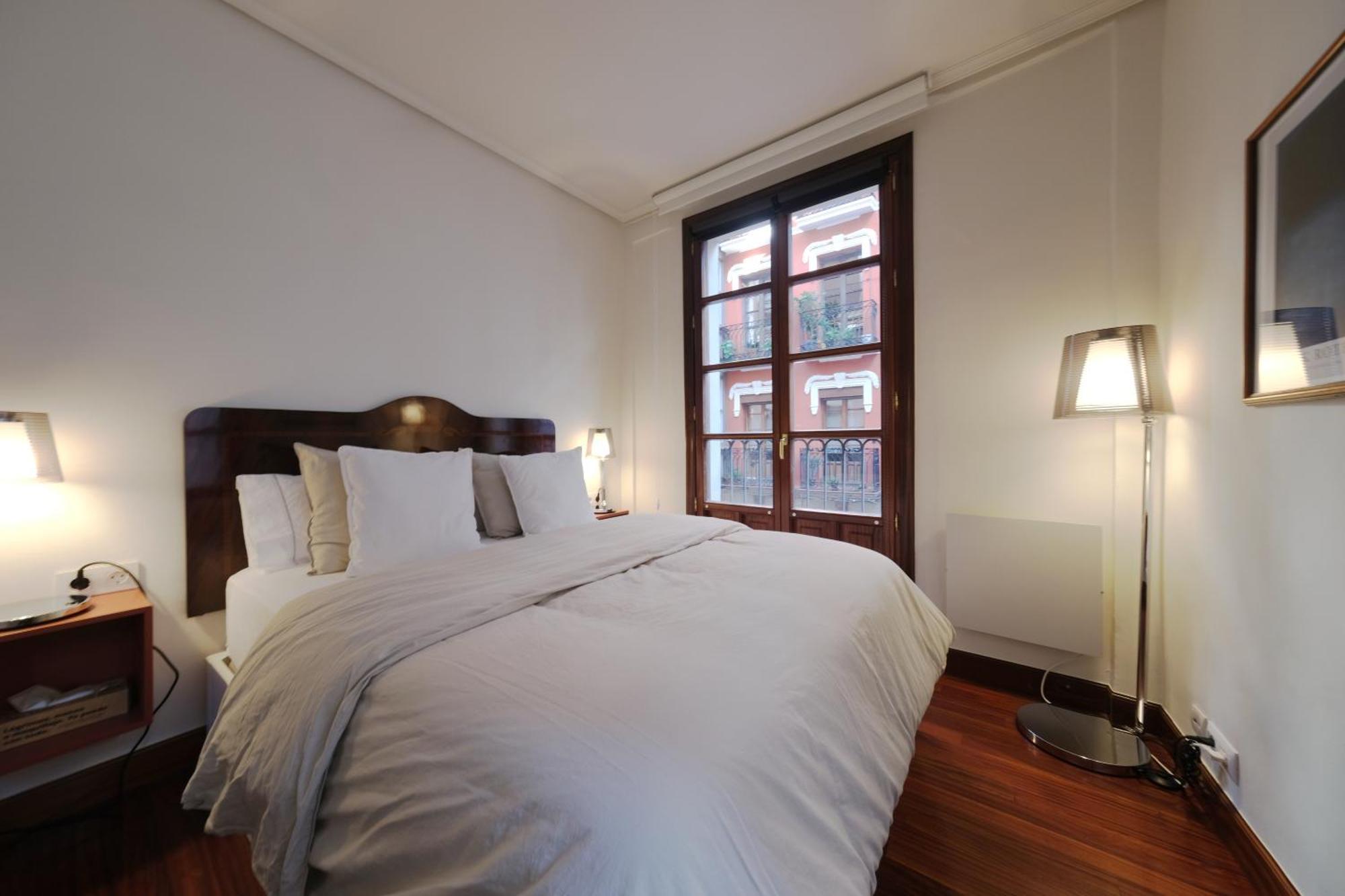 Cornerstone, Apartamento En Casco Viejo Bilbao Exteriér fotografie